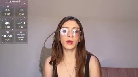 Lia  online show from 12/31/24, 12:57