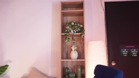 Lia  online show from 05/07/26, 12:32
