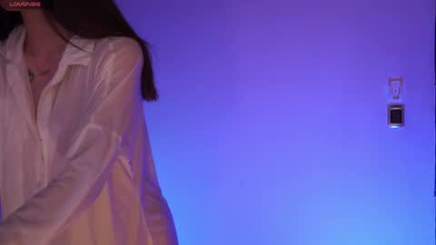 Lia  online show from 05/11/26, 12:00