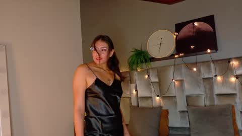 Snapshot of liaamoretti__ chatting on 05/25/26, 01:44 L I A online show from 05/25/26, 01:44