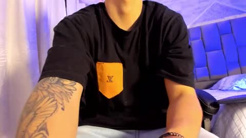 Liam Smith online show from 10/12/25, 12:04