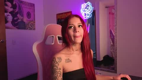 Snapshot of liabutera chatting on 10/14/25, 03:24 Lia Butera online show from 10/14/25, 03:24