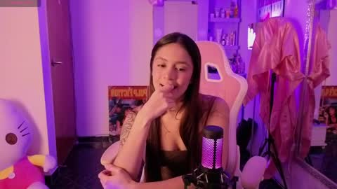 Lia Butera online show from 05/15/26, 09:00