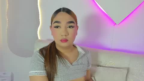 Snapshot of liacampbell__ chatting on 07/15/26, 06:35 La online show from 07/15/26, 06:35