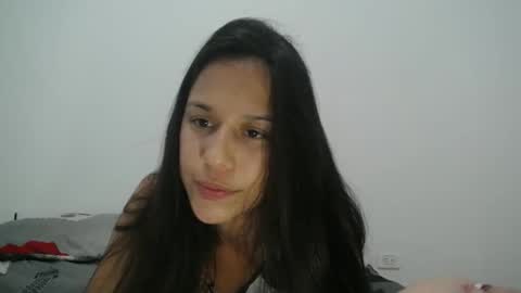 Snapshot of liadulce_ chatting on 01/08/25, 02:14 Lia online show from 01/08/25, 02:14
