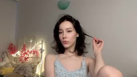 Lia  online show from 06/16/26, 09:23