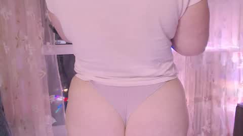 Snapshot of liahsofty chatting on 12/08/24, 10:14 miss Lia colection for travel online show from 12/08/24, 10:14