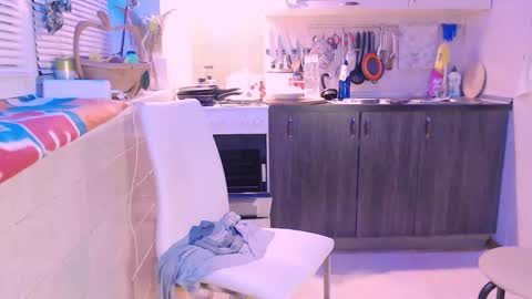 Snapshot of liahsofty chatting on 02/02/25, 12:19 miss Lia colection for travel online show from 02/02/25, 12:19