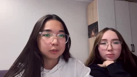 liaisonx_rosa online show from 11/13/25, 12:48