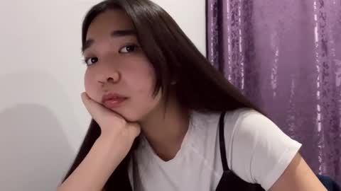 liaisonx_rosa online show from 11/28/25, 11:24