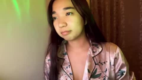 liaisonx_rosa online show from 12/15/25, 02:54