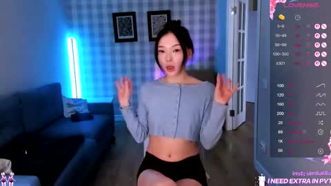 Snapshot of lialilia chatting on 01/14/26, 07:36 lialilia online show from 01/14/26, 07:36