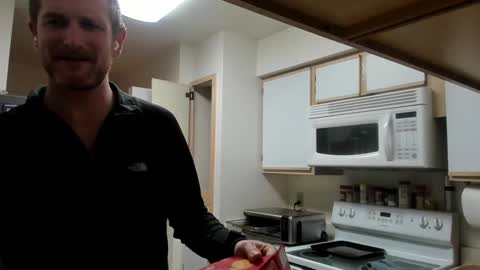 Snapshot of liam_1985 chatting on 01/15/25, 11:51 Liam online show from 01/15/25, 11:51