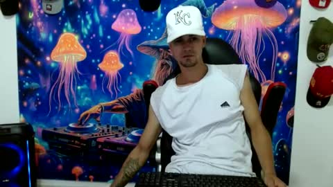 Snapshot of liam_andres12 chatting on 07/03/26, 10:38 Andres online show from 07/03/26, 10:38