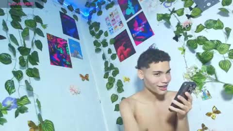 liam_honey18 online show from 05/06/26, 01:36