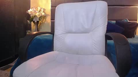 Liam online show from 02/22/25, 05:35