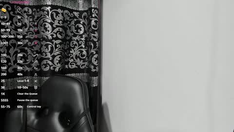 LIAM KLEIN online show from 12/31/24, 11:09