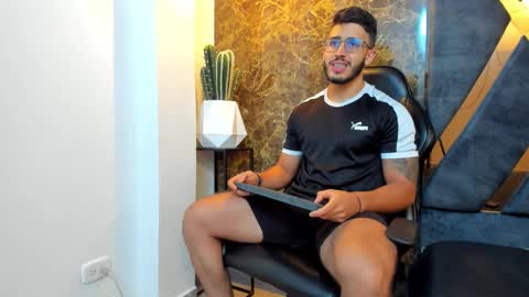 LIAM KLEIN online show from 09/20/25, 11:11