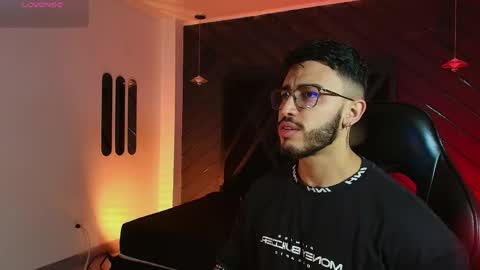 LIAM KLEIN online show from 05/04/26, 11:28