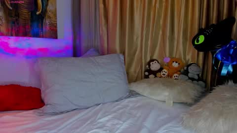 liam online show from 11/24/25, 12:54