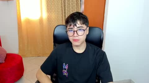 Snapshot of liam_orion chatting on 02/25/25, 07:03 LIAM online show from 02/25/25, 07:03