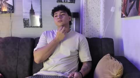 liam online show from 11/30/25, 12:42