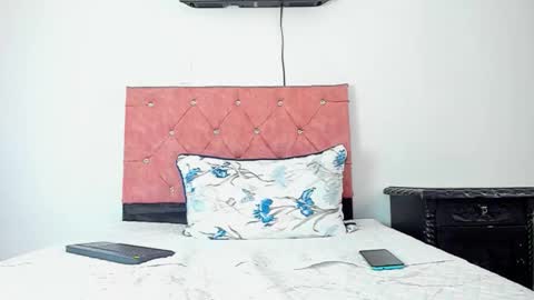 Snapshot of liam_saint chatting on 01/07/26, 12:07 Call me Lian online show from 01/07/26, 12:07