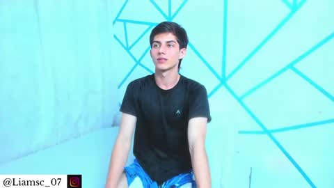 Snapshot of liam_scott77 chatting on 04/30/26, 10:03 Liam scott77 online show from 04/30/26, 10:03