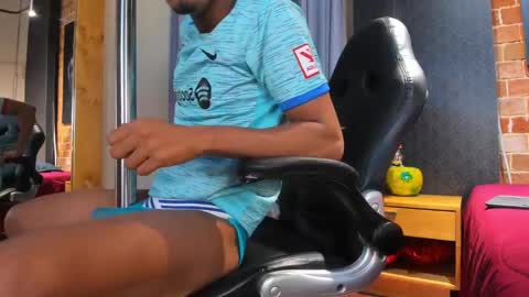 Liam Byrne online show from 02/14/25, 10:14