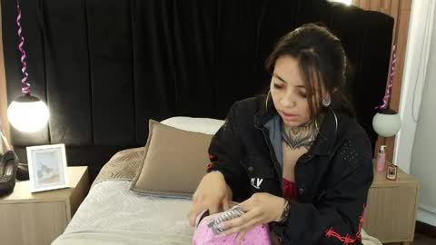 L I A M O N R O E online show from 04/25/26, 12:19