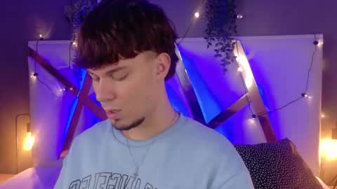 Snapshot of liamthunder05_ chatting on 11/20/25, 03:07 Liam Thunder online show from 11/20/25, 03:07