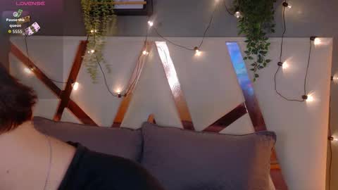 Snapshot of liamthunder05_ chatting on 12/16/25, 08:03 Liam Thunder online show from 12/16/25, 08:03