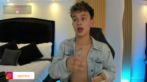 liam online show from 05/12/26, 09:34