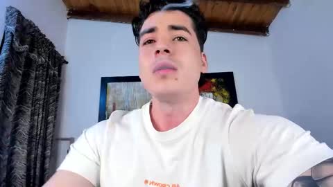 liamwyatt_ online show from 12/15/25, 06:28