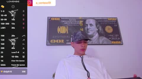Snapshot of lian_23_ chatting on 12/23/24, 12:41 online show from 12/23/24, 12:41