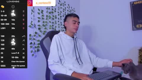 Snapshot of lian_23_ chatting on 01/21/25, 12:18 online show from 01/21/25, 12:18
