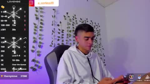 Snapshot of lian_23_ chatting on 01/21/25, 03:21 online show from 01/21/25, 03:21
