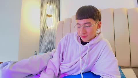 lian_cameron online show from 04/20/26, 04:04