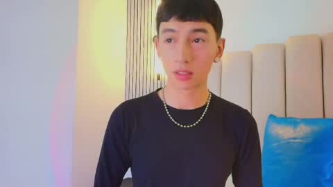 lian_cameron online show from 04/28/26, 04:06