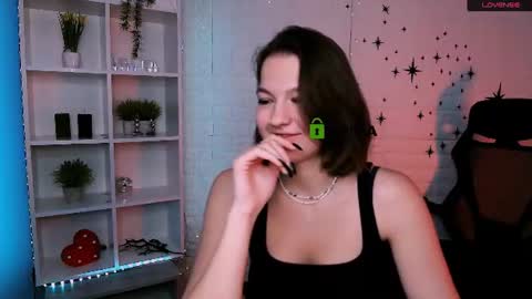 Snapshot of liana_best chatting on 06/30/26, 10:55 Li online show from 06/30/26, 10:55