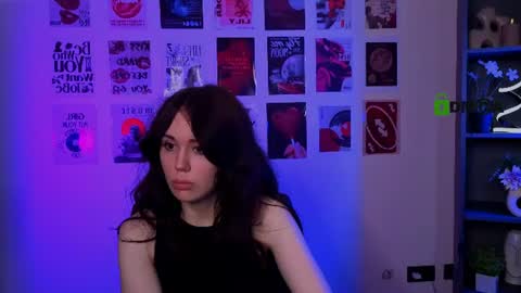 Snapshot of liana_best chatting on 07/16/26, 07:20 Li online show from 07/16/26, 07:20