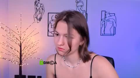 Snapshot of liana_best chatting on 07/18/26, 09:24 Li online show from 07/18/26, 09:24