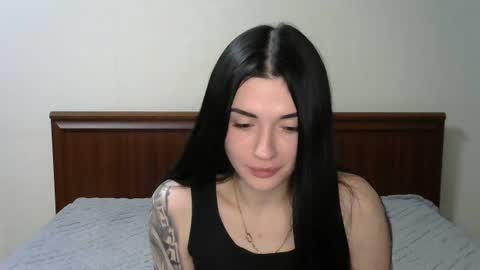 liana_diva online show from 02/14/25, 11:09