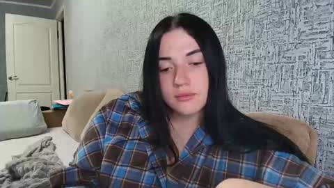 liana_diva online show from 03/21/26, 05:27