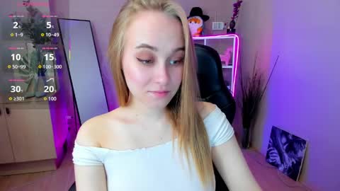 Liana online show from 04/25/26, 02:14