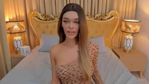 lianafoxontop online show from 10/16/25, 05:03