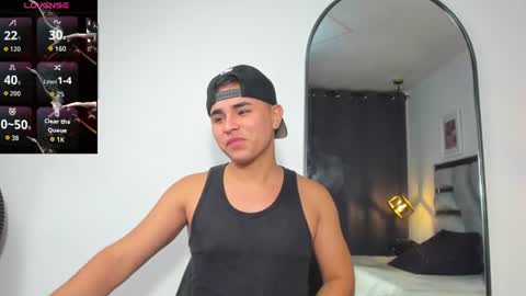 lianfox_ online show from 06/20/26, 01:14