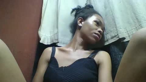 liaraisha online show from 11/28/25, 07:16