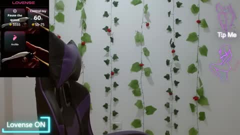 Snapshot of liaroberts1 chatting on 04/09/26, 03:06 Lia Roberts online show from 04/09/26, 03:06