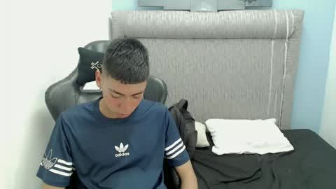 Snapshot of liarr_ chatting on 06/24/26, 11:31 LIAR online show from 06/24/26, 11:31